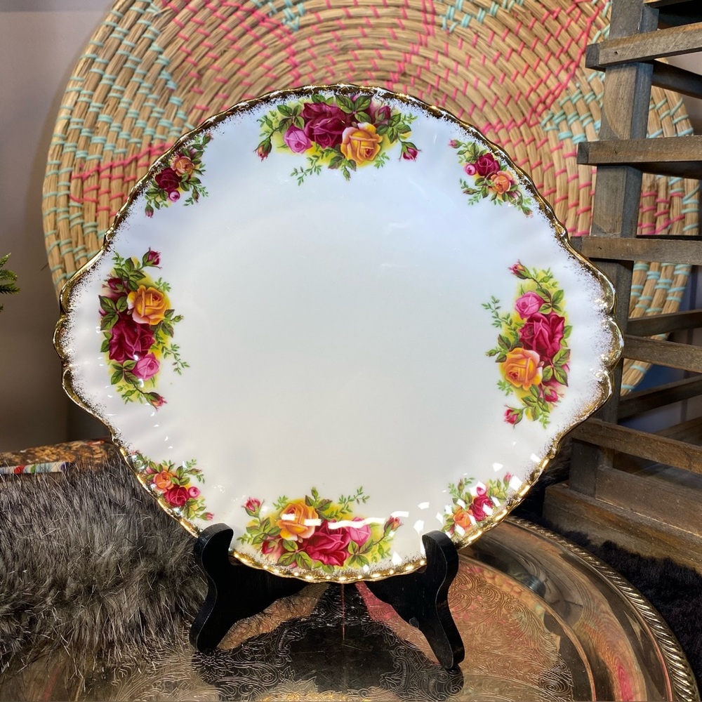 ROYAL ALBERT OLD COUNTRY ROSES 1962 2 HANDLED CAKE PLATE 10” VINTAGE EUC